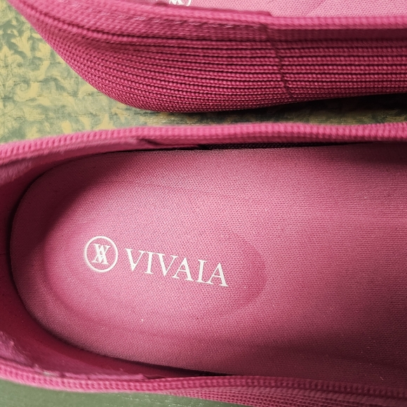 Vivaia Margot Walker square-toe V-cut flats in a pink (pitaya) 38.5 Size 8 - Picture 3 of 4
